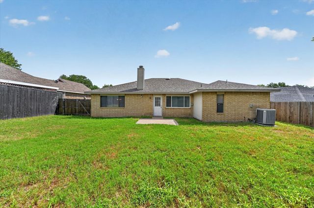 10165 Indian Mound Road, Fort Worth, TX 76108