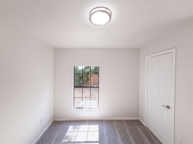 1418 Moss Street, Gainesville, TX 76240