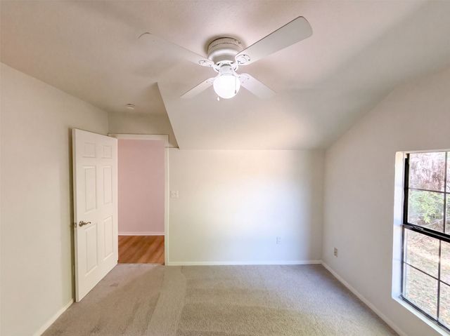 1418 Moss Street, Gainesville, TX 76240