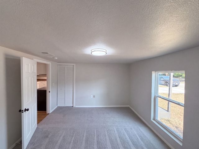 1418 Moss Street, Gainesville, TX 76240