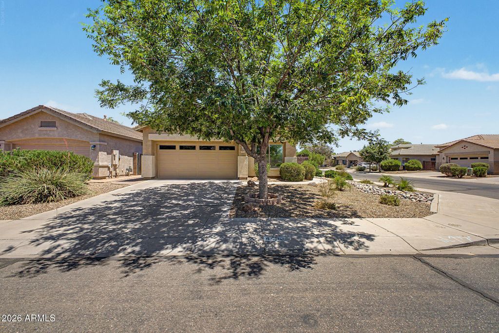 44004 W PIONEER Road, Maricopa, AZ 85139 — exterior