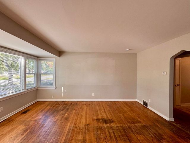 17825 Oakley Avenue, Lansing, IL 60438