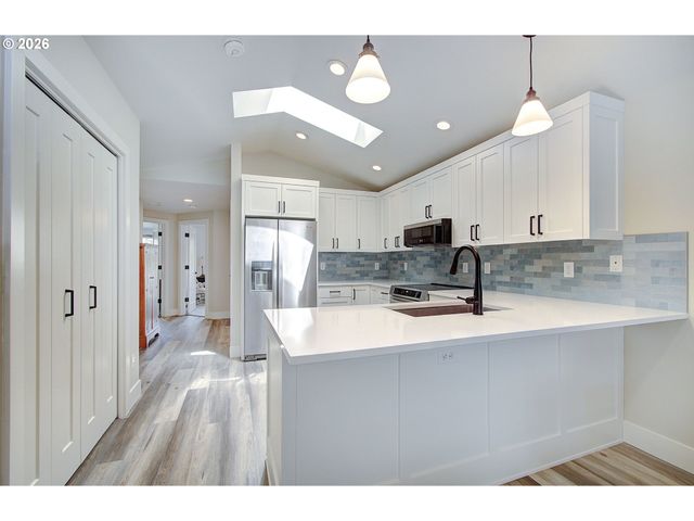 11708 Ne 31ST St, Vancouver, WA 98682