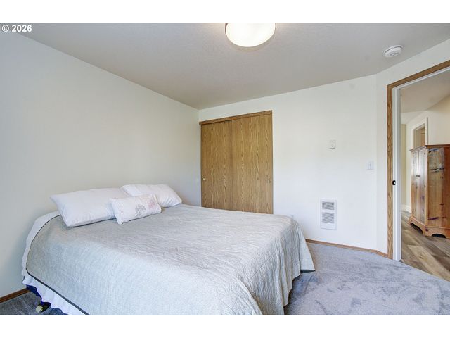 11708 Ne 31ST St, Vancouver, WA 98682