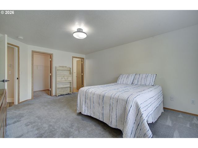 11708 Ne 31ST St, Vancouver, WA 98682