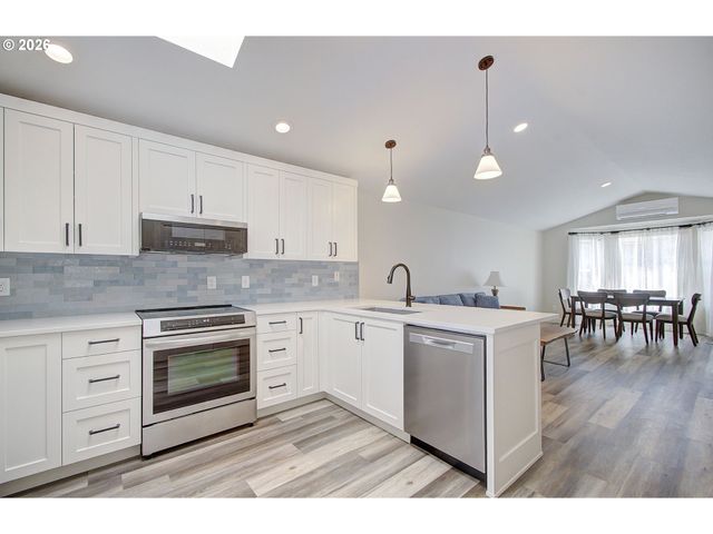 11708 Ne 31ST St, Vancouver, WA 98682