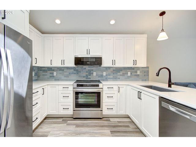 11708 Ne 31ST St, Vancouver, WA 98682