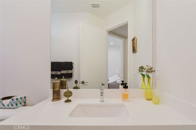 14104 W Monroe Place, Van Nuys, CA 91405