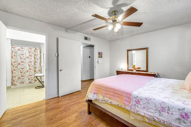 1488 Whittier Avenue, Clovis, CA 93611