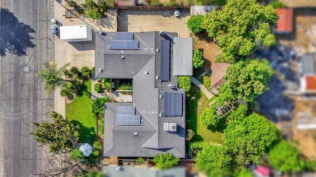 1488 Whittier Avenue, Clovis, CA 93611