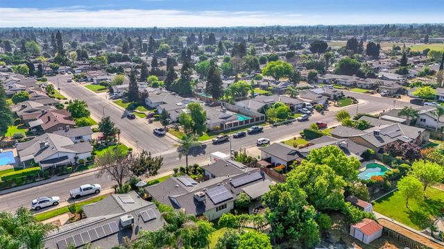 1488 Whittier Avenue, Clovis, CA 93611