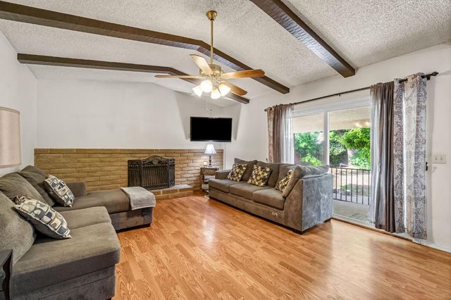 1488 Whittier Avenue, Clovis, CA 93611