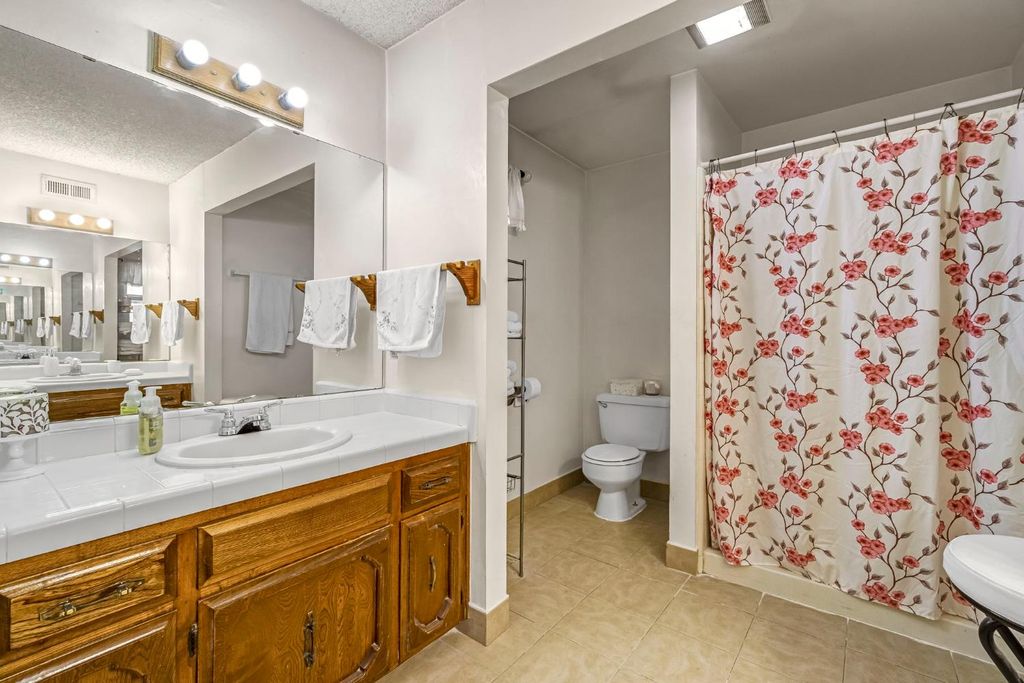 Image 19 of property listing at 1488 Whittier Avenue, Clovis, CA 93611