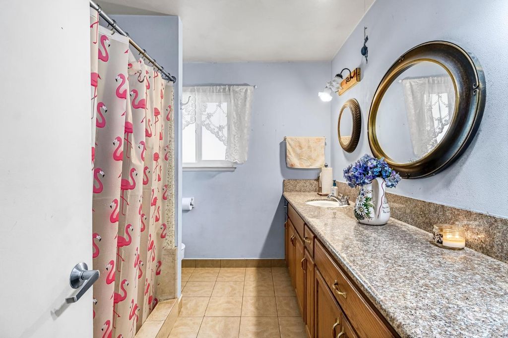 Image 23 of property listing at 1488 Whittier Avenue, Clovis, CA 93611