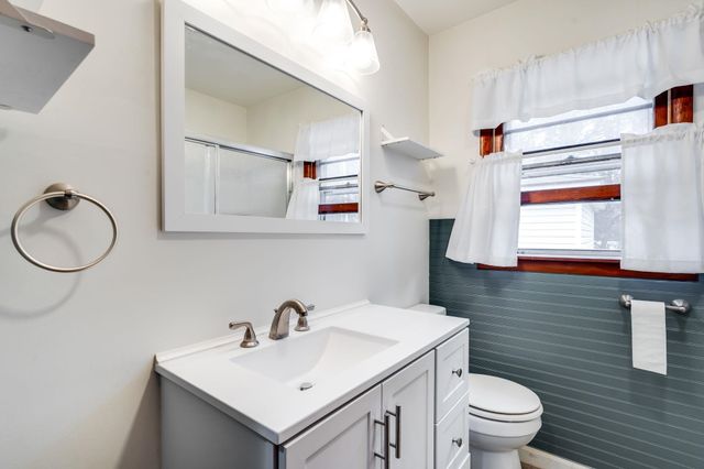 726 S Praire Dr, Andover, KS 67002