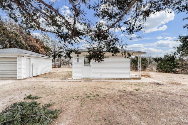 726 S Praire Dr, Andover, KS 67002