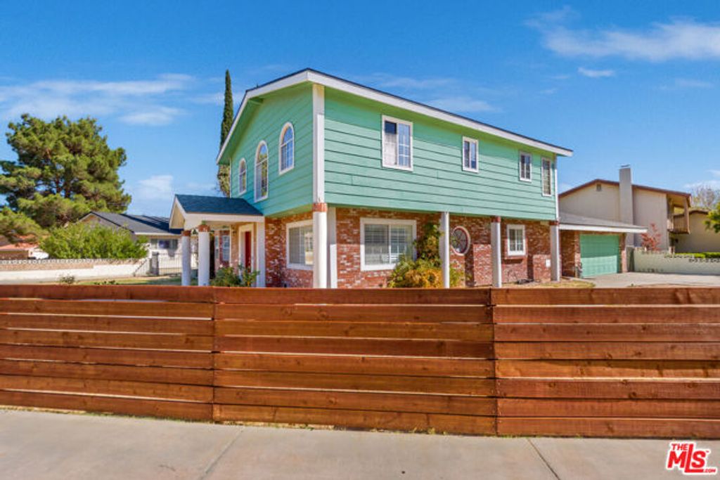 39752 Makin, Palmdale, CA 93551