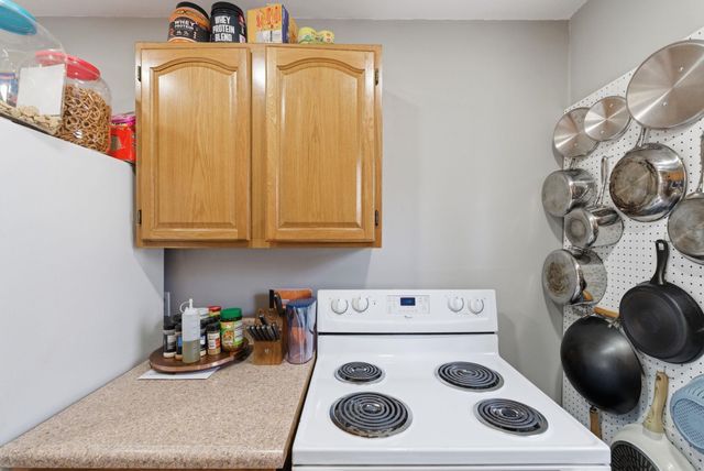 1301 E Broadbeck Dr, Park City, KS 67219