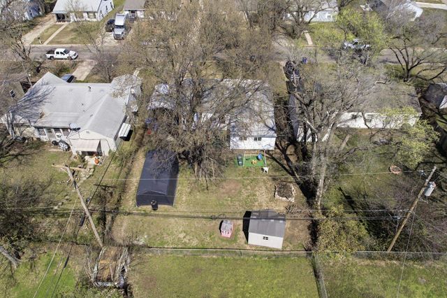 1301 E Broadbeck Dr, Park City, KS 67219