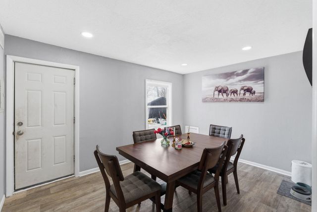 1301 E Broadbeck Dr, Park City, KS 67219