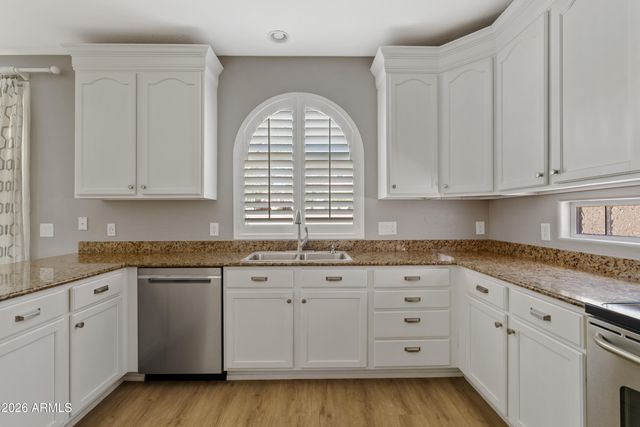 2058 S HERON Lane, Gilbert, AZ 85295