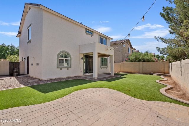 2058 S HERON Lane, Gilbert, AZ 85295