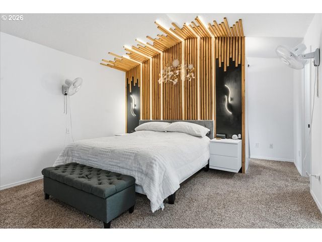 1363 Sw BINFORD LAKE Pkwy, Gresham, OR 97080