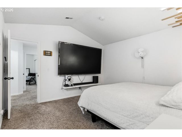 1363 Sw BINFORD LAKE Pkwy, Gresham, OR 97080