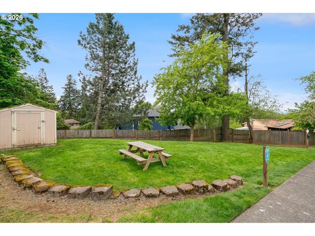 1363 Sw BINFORD LAKE Pkwy, Gresham, OR 97080