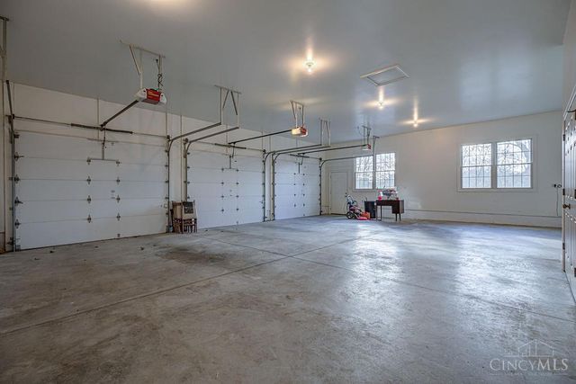 1850 S Weaver Road, Morgan Twp, OH 45053