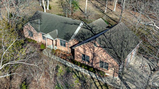 1850 S Weaver Road, Morgan Twp, OH 45053