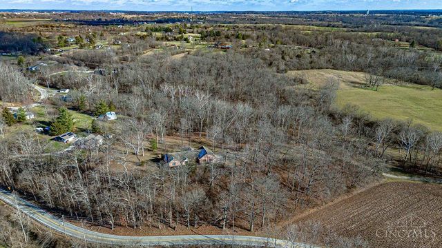 1850 S Weaver Road, Morgan Twp, OH 45053