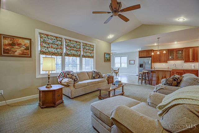 1850 S Weaver Road, Morgan Twp, OH 45053