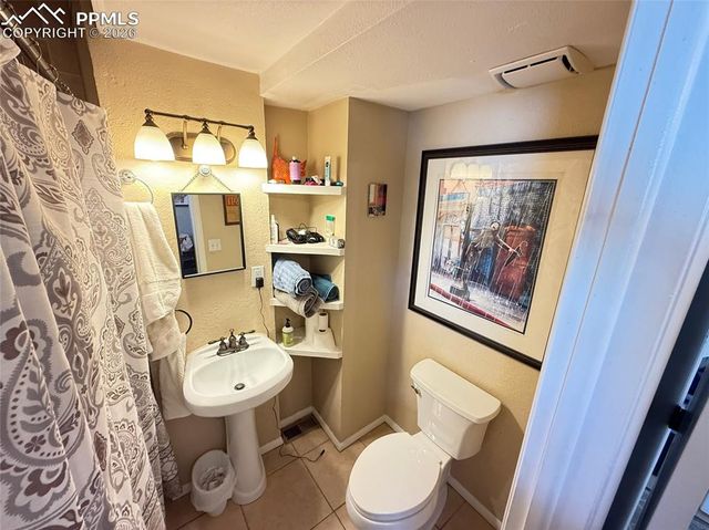 220 Willow Street, Colorado Springs, CO 80903