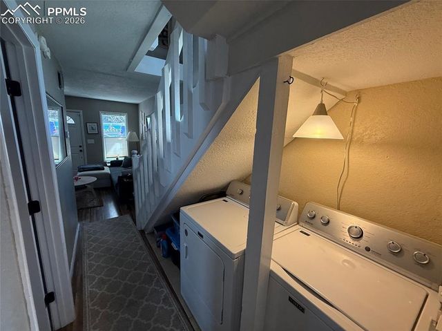 220 Willow Street, Colorado Springs, CO 80903