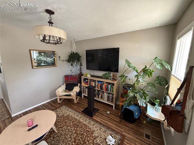 220 Willow Street, Colorado Springs, CO 80903