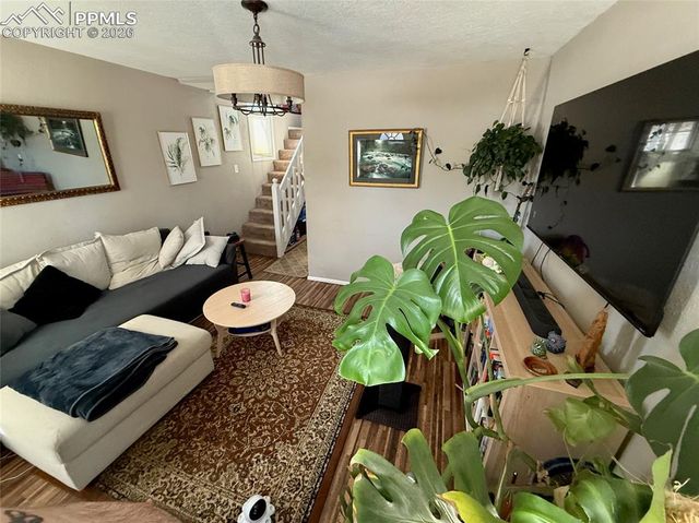 220 Willow Street, Colorado Springs, CO 80903