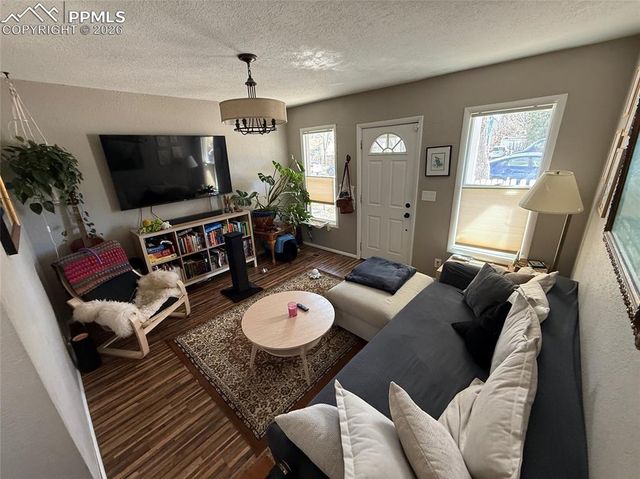 220 Willow Street, Colorado Springs, CO 80903