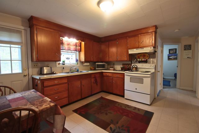 9-10 Patricia Street, Somersworth, NH 03878