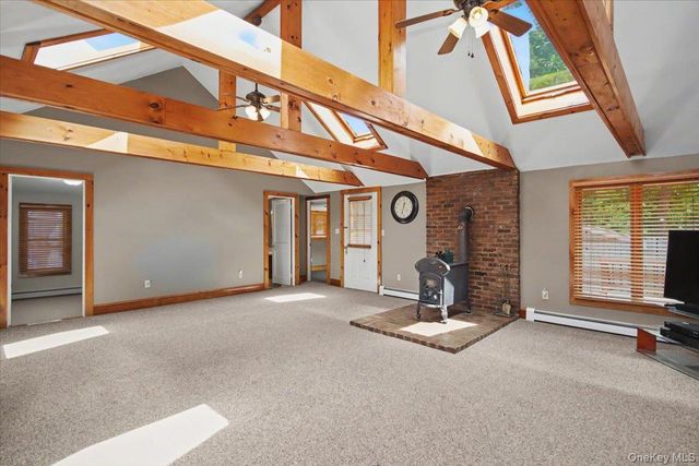70 Camp Drive, Rhinebeck, NY 12572