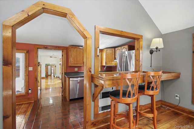 70 Camp Drive, Rhinebeck, NY 12572