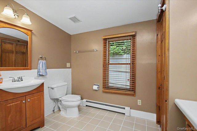 70 Camp Drive, Rhinebeck, NY 12572