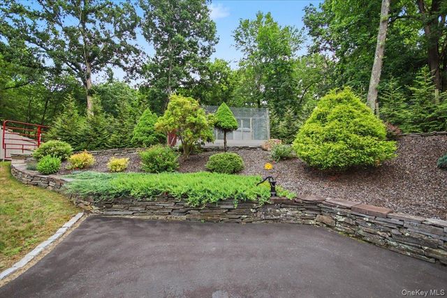 70 Camp Drive, Rhinebeck, NY 12572