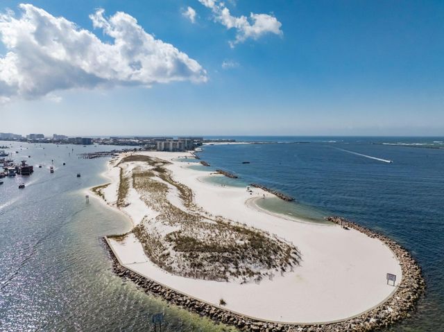 10 Harbor Blvd., UNIT W528, Destin, FL 32541