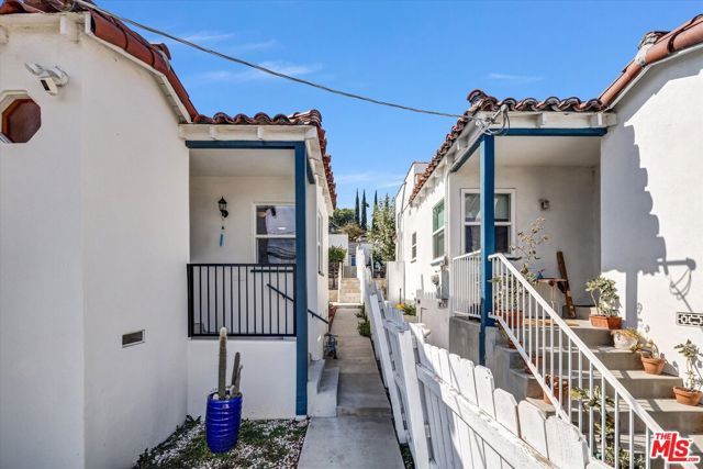 231 Isabel Street, Los Angeles, CA 90065
