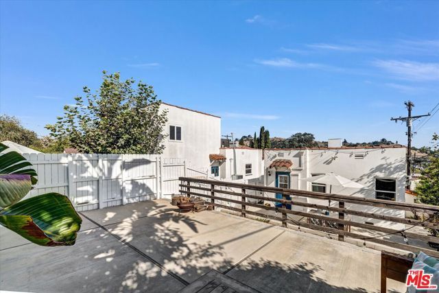 231 Isabel Street, Los Angeles, CA 90065