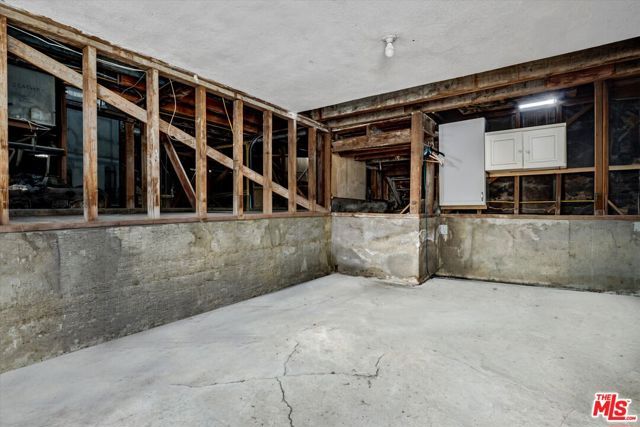 231 Isabel Street, Los Angeles, CA 90065