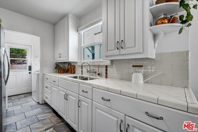 231 Isabel Street, Los Angeles, CA 90065