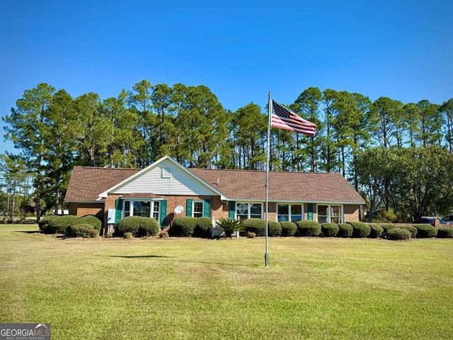 393 Douglas Highway, Hazlehurst, GA 31539