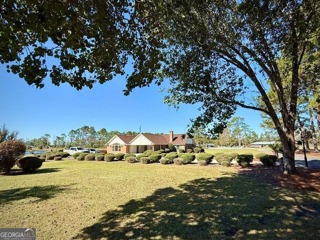 393 Douglas Highway, Hazlehurst, GA 31539